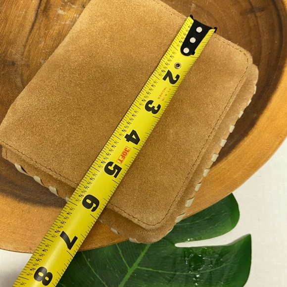 Urban Outfitters Muni Leather Cross body Bag - Picture 12 of 13